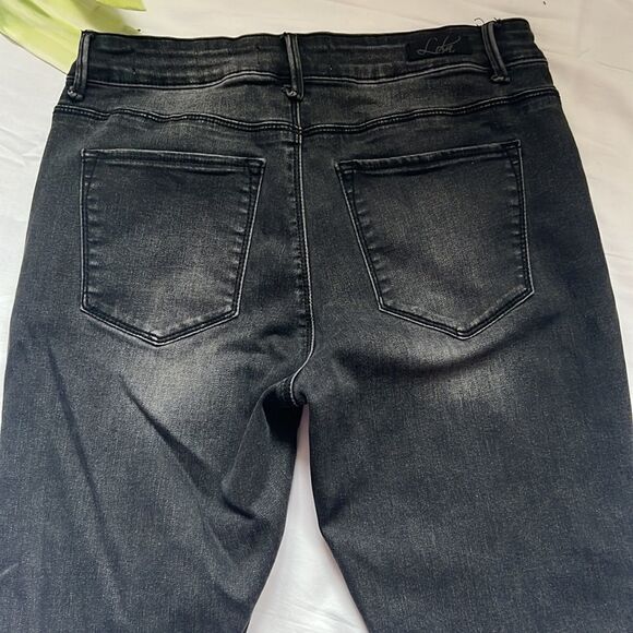 𝅺⭐️LOLA Jeans Blair Mid-Rise Ankle Jeans⭐️ - Picture 11 of 11